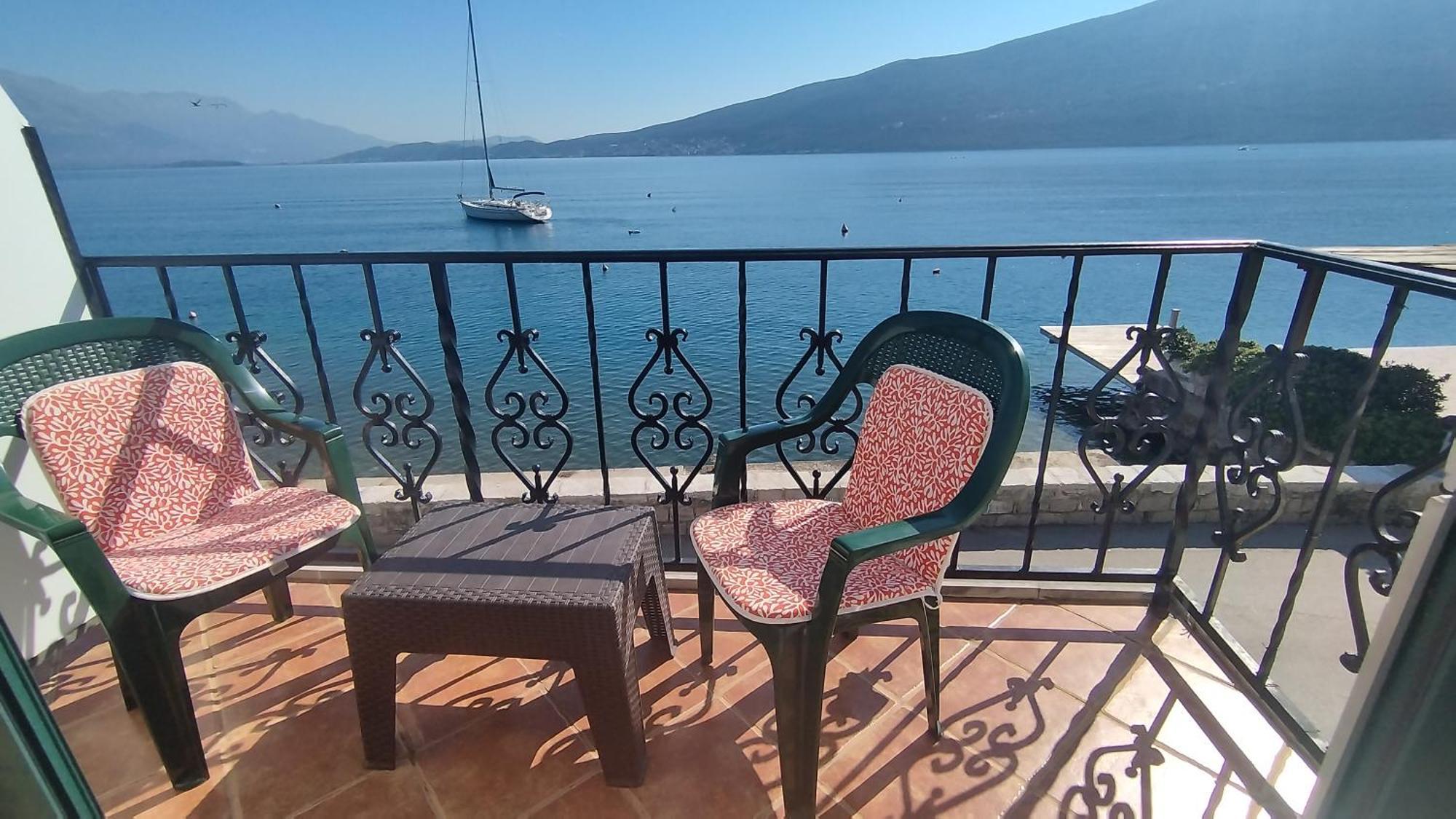 Rooms Beba Herceg Novi Exterior foto